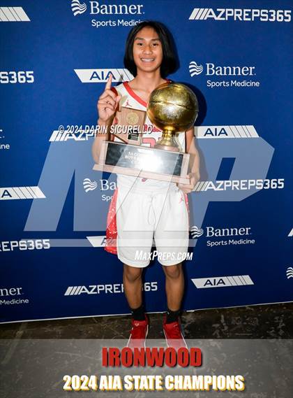 Thumbnail 1 in Ironwood vs Casteel (AIA 5A Final Awards) photogallery.