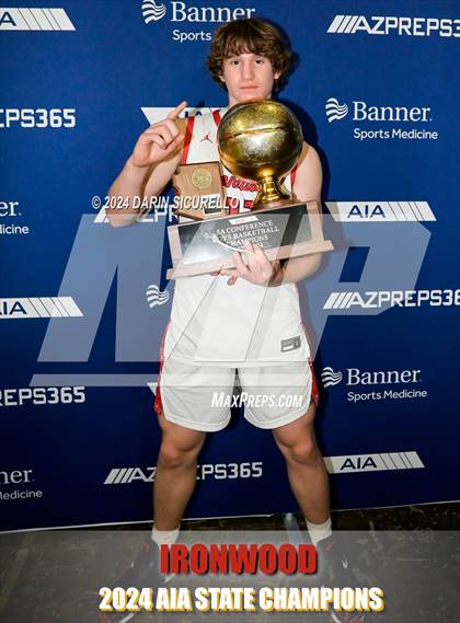 Thumbnail 2 in Ironwood vs Casteel (AIA 5A Final Awards) photogallery.
