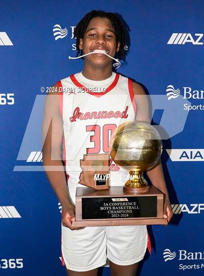 Thumbnail 1 in Ironwood vs Casteel (AIA 5A Final Awards) photogallery.