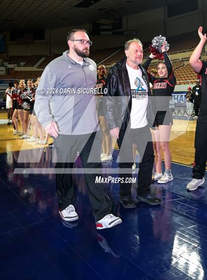 Thumbnail 3 in Ironwood vs Casteel (AIA 5A Final Awards) photogallery.