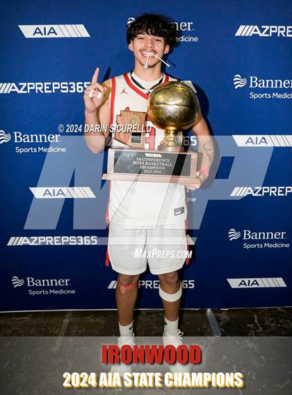 Thumbnail 1 in Ironwood vs Casteel (AIA 5A Final Awards) photogallery.