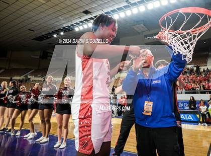 Thumbnail 3 in Ironwood vs Casteel (AIA 5A Final Awards) photogallery.