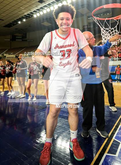 Thumbnail 1 in Ironwood vs Casteel (AIA 5A Final Awards) photogallery.