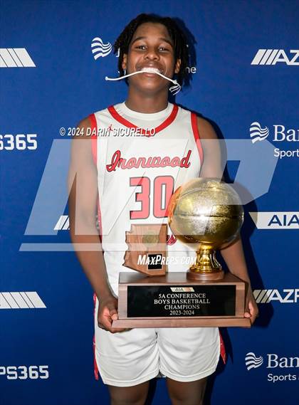 Thumbnail 3 in Ironwood vs Casteel (AIA 5A Final Awards) photogallery.