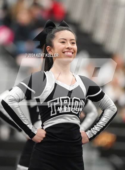 Thumbnail 1 in Utica vs. Troy (MHSAA Districts) photogallery.