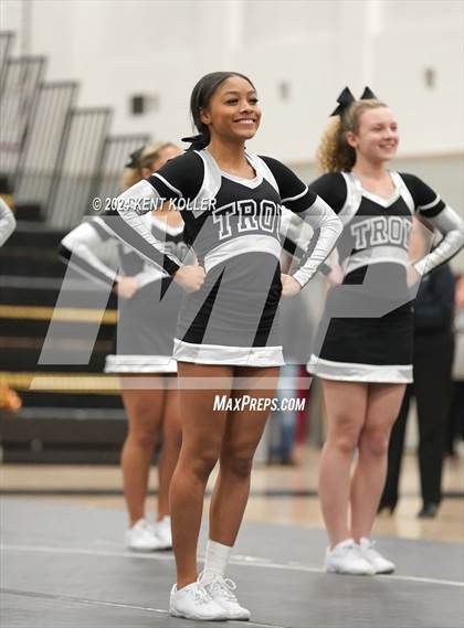 Thumbnail 2 in Utica vs. Troy (MHSAA Districts) photogallery.