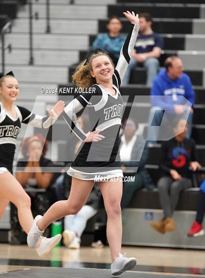 Thumbnail 1 in Utica vs. Troy (MHSAA Districts) photogallery.