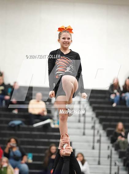 Thumbnail 2 in Utica vs. Troy (MHSAA Districts) photogallery.
