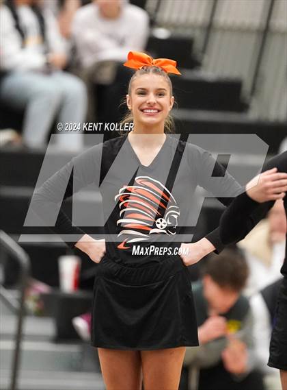 Thumbnail 1 in Utica vs. Troy (MHSAA Districts) photogallery.