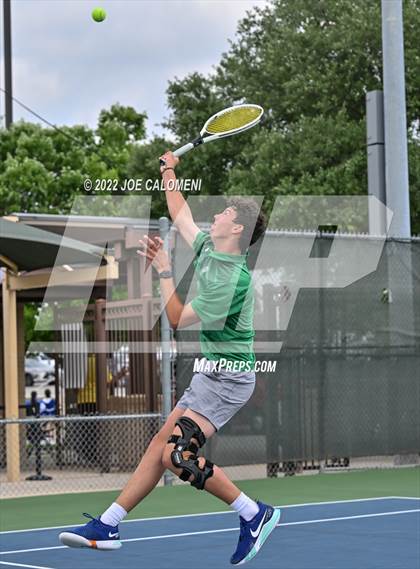 Thumbnail 1 in Idalou vs Wall (UIL 3A Boys Singles State Finals) photogallery.