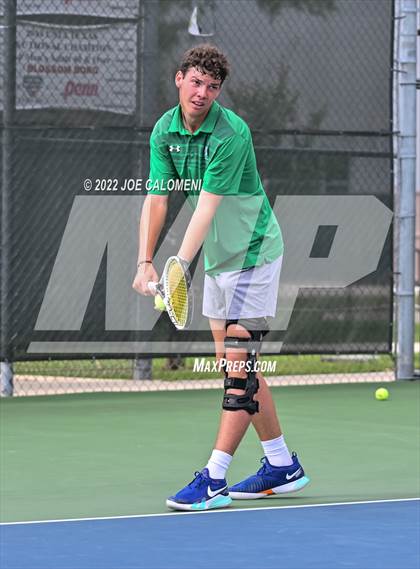 Thumbnail 3 in Idalou vs Wall (UIL 3A Boys Singles State Finals) photogallery.