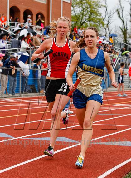 Thumbnail 1 in WPIAL AA Track Qualifier  photogallery.