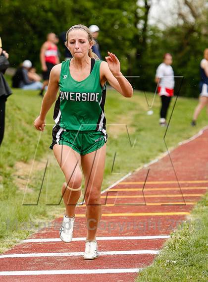 Thumbnail 1 in WPIAL AA Track Qualifier  photogallery.