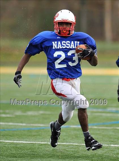 Thumbnail 2 in Suffolk County vs. Nassau County (Long Island All-Star Game) photogallery.