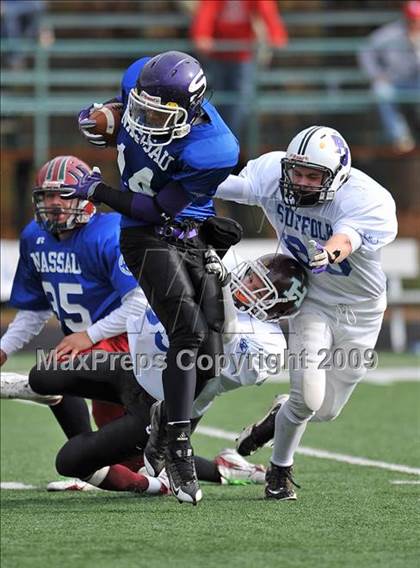Thumbnail 2 in Suffolk County vs. Nassau County (Long Island All-Star Game) photogallery.