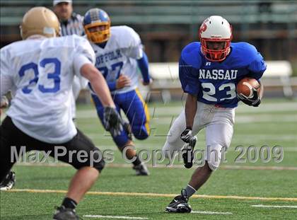 Thumbnail 1 in Suffolk County vs. Nassau County (Long Island All-Star Game) photogallery.