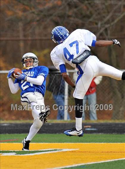 Thumbnail 1 in Suffolk County vs. Nassau County (Long Island All-Star Game) photogallery.