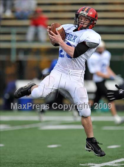 Thumbnail 2 in Suffolk County vs. Nassau County (Long Island All-Star Game) photogallery.