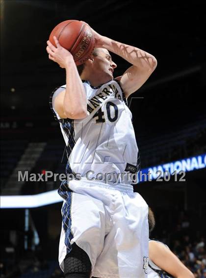 Thumbnail 2 in Lincoln vs. La Costa Canyon (CIF D2 SoCal Regional Final) photogallery.