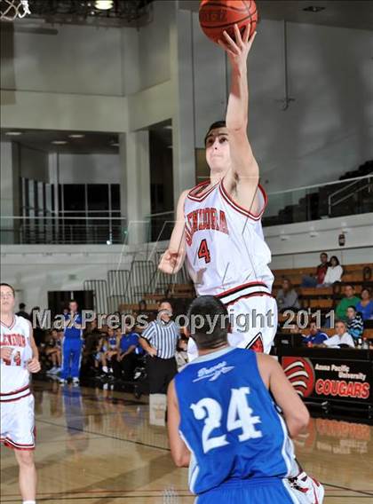 Thumbnail 3 in Baldwin Park vs. Glendora (APU Shootout) photogallery.
