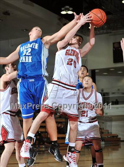 Thumbnail 1 in Baldwin Park vs. Glendora (APU Shootout) photogallery.