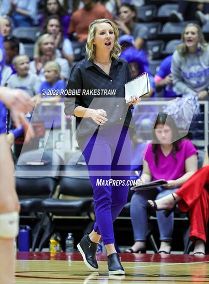 Thumbnail 2 in Windthorst vs. Crawford (UIL 2A Volleyball Semifinal) photogallery.