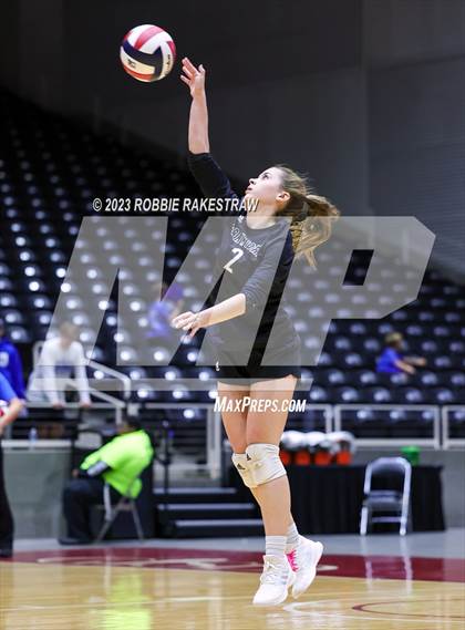Thumbnail 1 in Windthorst vs. Crawford (UIL 2A Volleyball Semifinal) photogallery.