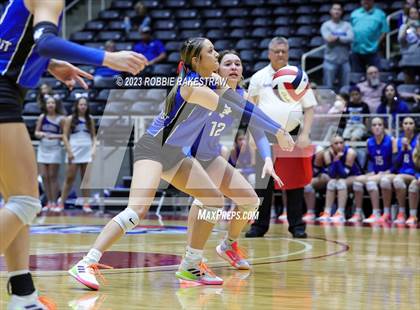Thumbnail 1 in Windthorst vs. Crawford (UIL 2A Volleyball Semifinal) photogallery.