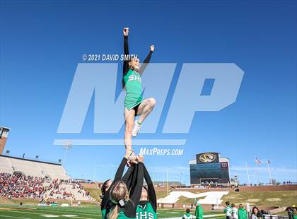 Thumbnail 3 in Smithville vs. Hannibal - MSHSAA Class 4 Show-Me Bowl photogallery.