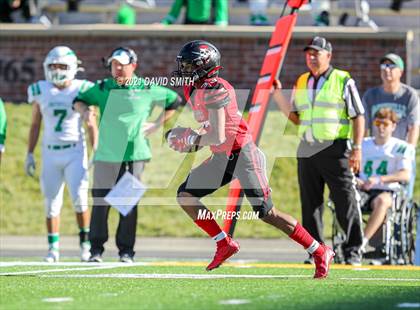 Thumbnail 3 in Smithville vs. Hannibal - MSHSAA Class 4 Show-Me Bowl photogallery.