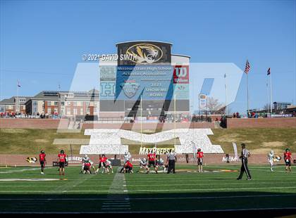 Thumbnail 3 in Smithville vs. Hannibal - MSHSAA Class 4 Show-Me Bowl photogallery.