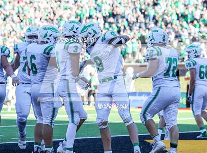 Thumbnail 3 in Smithville vs. Hannibal - MSHSAA Class 4 Show-Me Bowl photogallery.