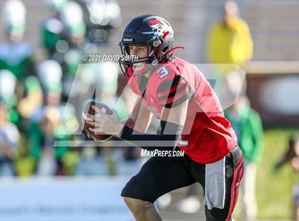 Thumbnail 3 in Smithville vs. Hannibal - MSHSAA Class 4 Show-Me Bowl photogallery.