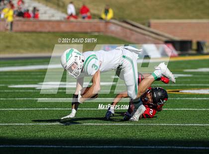 Thumbnail 3 in Smithville vs. Hannibal - MSHSAA Class 4 Show-Me Bowl photogallery.