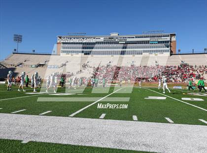 Thumbnail 1 in Smithville vs. Hannibal - MSHSAA Class 4 Show-Me Bowl photogallery.