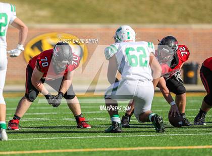 Thumbnail 2 in Smithville vs. Hannibal - MSHSAA Class 4 Show-Me Bowl photogallery.