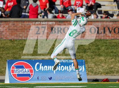 Thumbnail 2 in Smithville vs. Hannibal - MSHSAA Class 4 Show-Me Bowl photogallery.