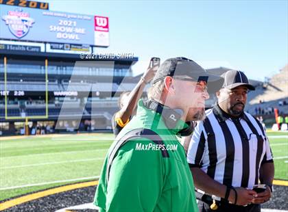 Thumbnail 1 in Smithville vs. Hannibal - MSHSAA Class 4 Show-Me Bowl photogallery.