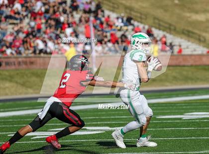 Thumbnail 2 in Smithville vs. Hannibal - MSHSAA Class 4 Show-Me Bowl photogallery.
