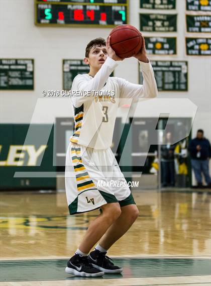 Thumbnail 3 in Dominion @ Loudoun Valley photogallery.