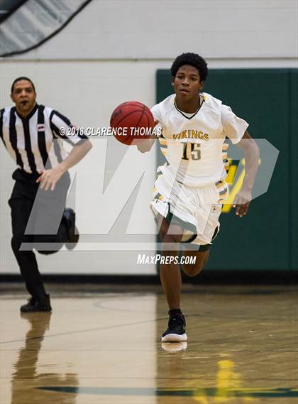 Thumbnail 2 in Dominion @ Loudoun Valley photogallery.