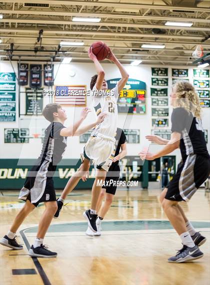 Thumbnail 3 in Dominion @ Loudoun Valley photogallery.
