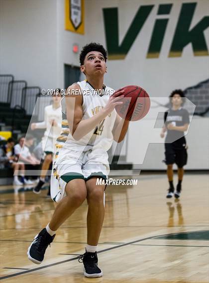 Thumbnail 3 in Dominion @ Loudoun Valley photogallery.