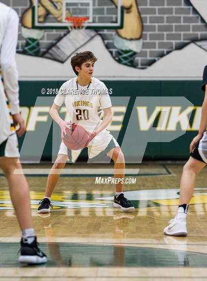 Thumbnail 1 in Dominion @ Loudoun Valley photogallery.