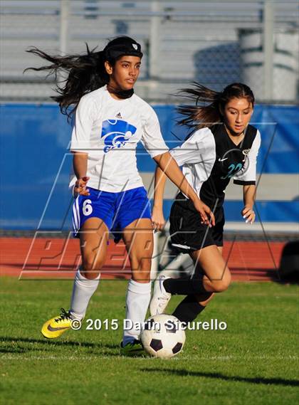 Thumbnail 2 in Mesquite vs. Highland photogallery.