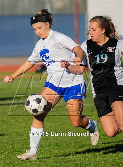 Thumbnail 1 in Mesquite vs. Highland photogallery.