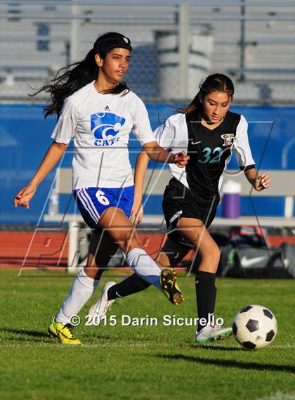 Thumbnail 3 in Mesquite vs. Highland photogallery.