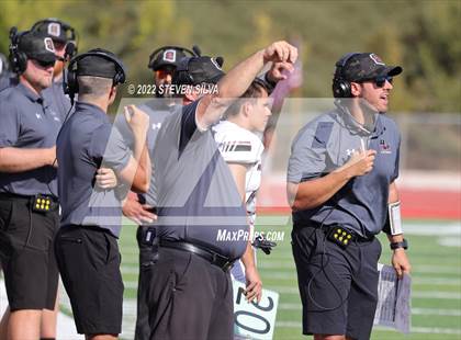 Thumbnail 3 in Mater Dei Catholic vs. Red Mountain (Honor Bowl) photogallery.