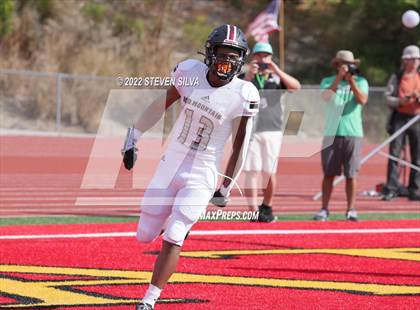Thumbnail 1 in Mater Dei Catholic vs. Red Mountain (Honor Bowl) photogallery.