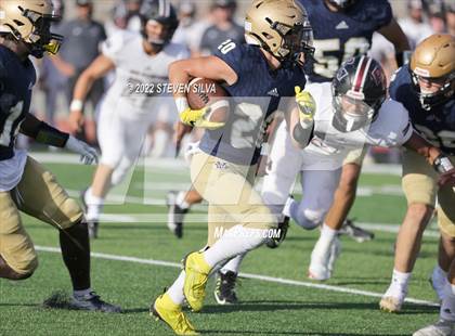 Thumbnail 3 in Mater Dei Catholic vs. Red Mountain (Honor Bowl) photogallery.